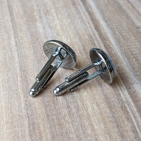 Glass Dome Cuff Links with Printed Circuit Boards in Blue, Shiny Gunmetal-Plated - Picture 16 of 16